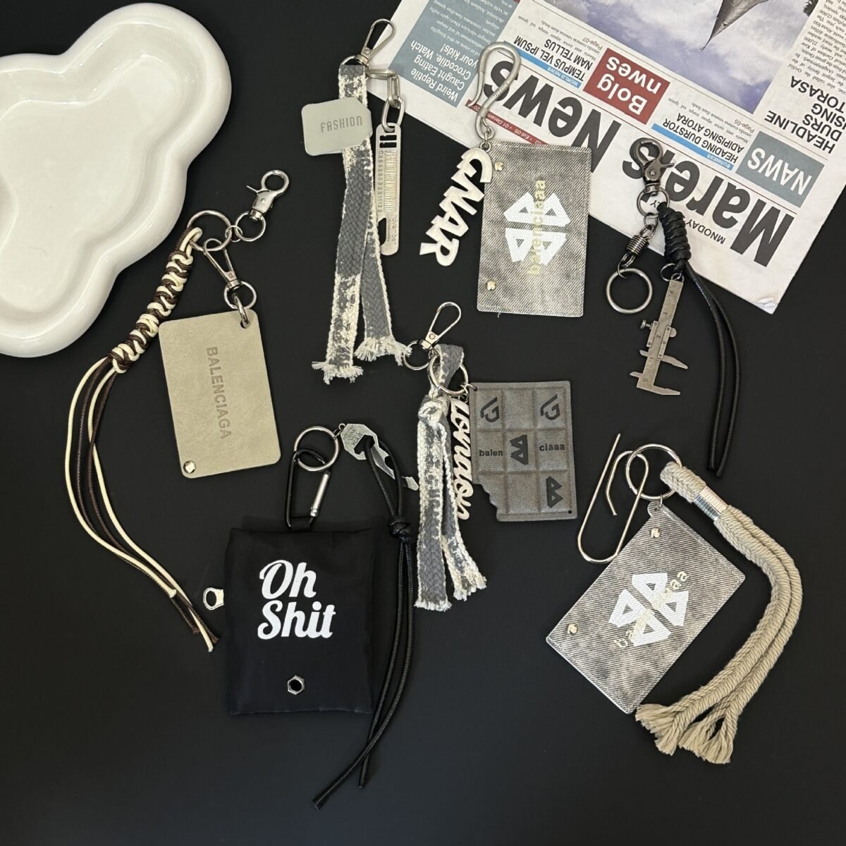 new fashionable commuter bag hanging accessories, ins keychain pendants, english decorations, handmade hanging strings new fashionable commuter bag hanging accessories, ins keychain pendants, english decorations, handmade hanging strings