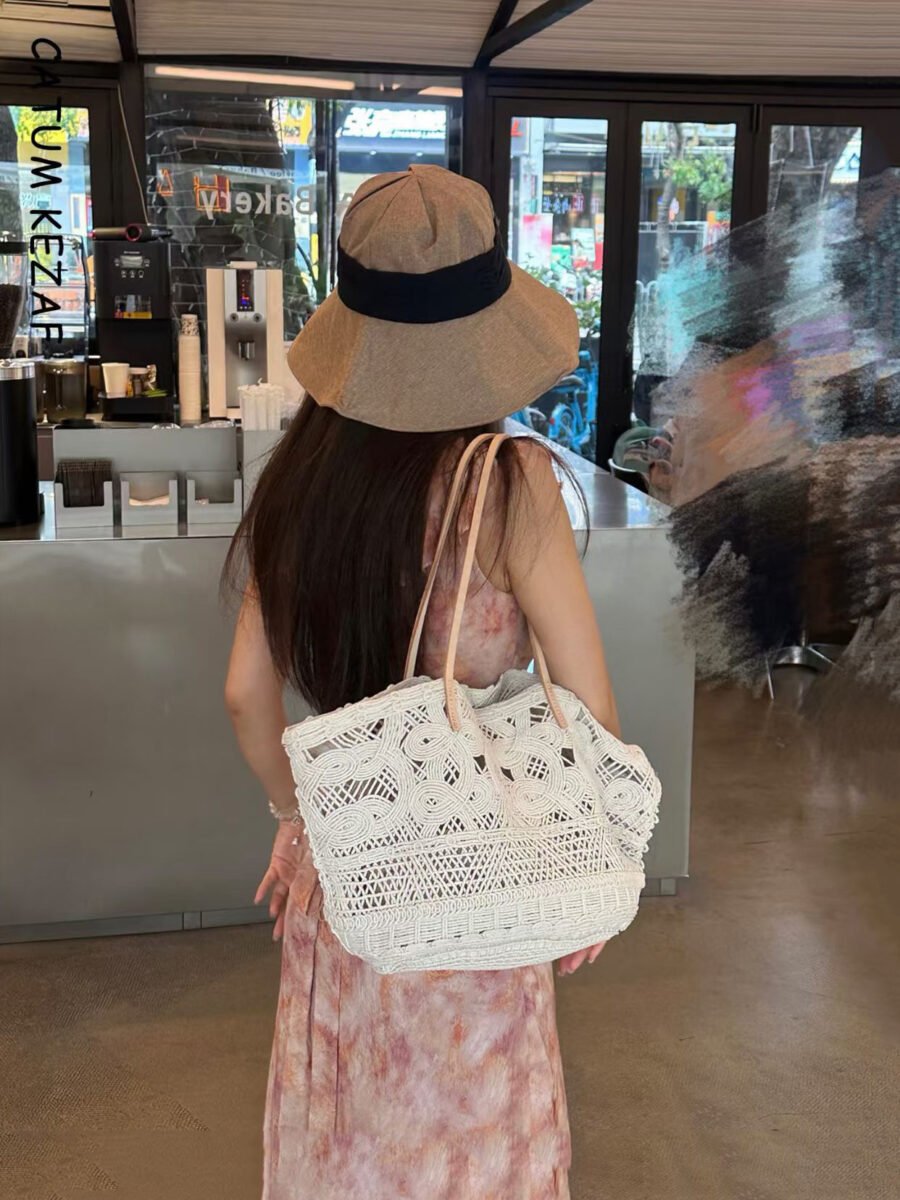 handmade hollowed woven bags, single shoulder cowhide large bags, women's hollowed out large capacity beach bags, seaside vacation style baskets handmade hollowed woven bags, single shoulder cowhide large bags, women's hollowed out large capacity beach bags, seaside vacation style baskets
