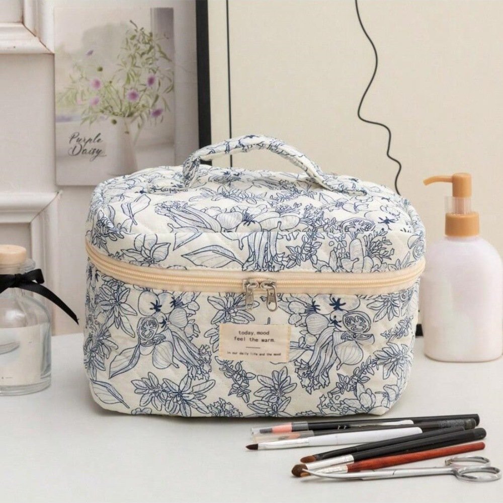 portable large capacity makeup bag with small floral storage, portable quilted cute flower ins storage bag portable large capacity makeup bag with small floral storage, portable quilted cute flower ins storage bag