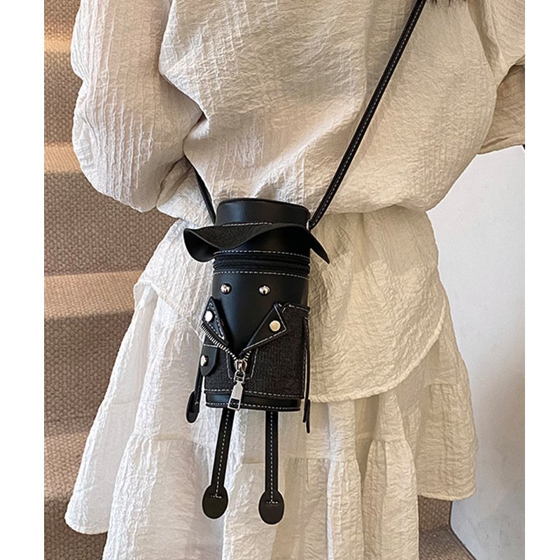 yuzuo dracula style super hot small bag girl 2025 new rare and cute niche internet celebrity girl mobile phone crossbody bag yuzuo dracula style super hot small bag girl 2025 new rare and cute niche internet celebrity girl mobile phone crossbody bag