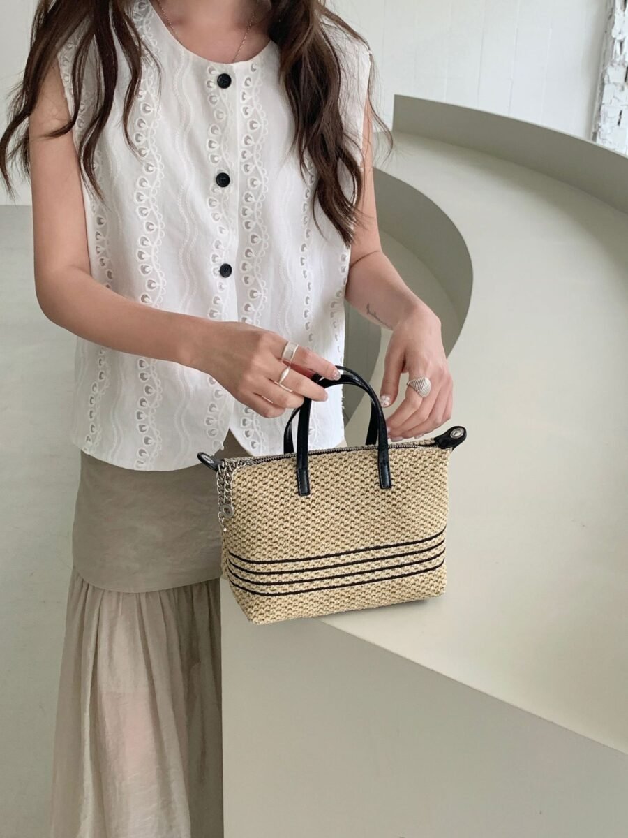 vacation style grass woven hand carried small tote bag for women, 2026 new seaside beach woven bag, cowhide crossbody dumpling bag vacation style grass woven hand carried small tote bag for women, 2026 new seaside beach woven bag, cowhide crossbody dumpling bag