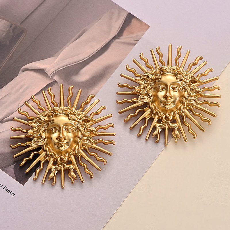 high end european and american medieval palace style, sun goddess embossed blazer, coat, trench coat, versatile metal brooch high end european and american medieval palace style, sun goddess embossed blazer, coat, trench coat, versatile metal brooch