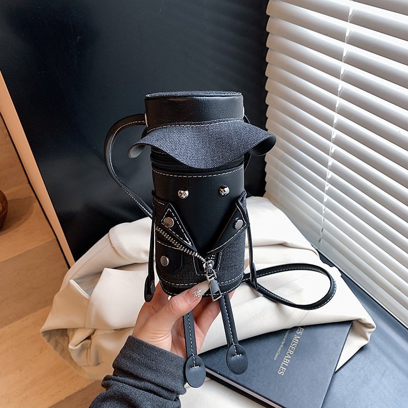 yuzuo dracula style super hot small bag girl 2025 new rare and cute niche internet celebrity girl mobile phone crossbody bag yuzuo dracula style super hot small bag girl 2025 new rare and cute niche internet celebrity girl mobile phone crossbody bag