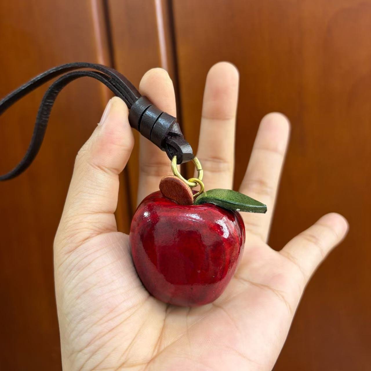 thickened cowhide hand polished apple bag pendant keychain charm bag pet backpack accessories fruit and vegetable key accessories thickened cowhide hand polished apple bag pendant keychain charm bag pet backpack accessories fruit and vegetable key accessories