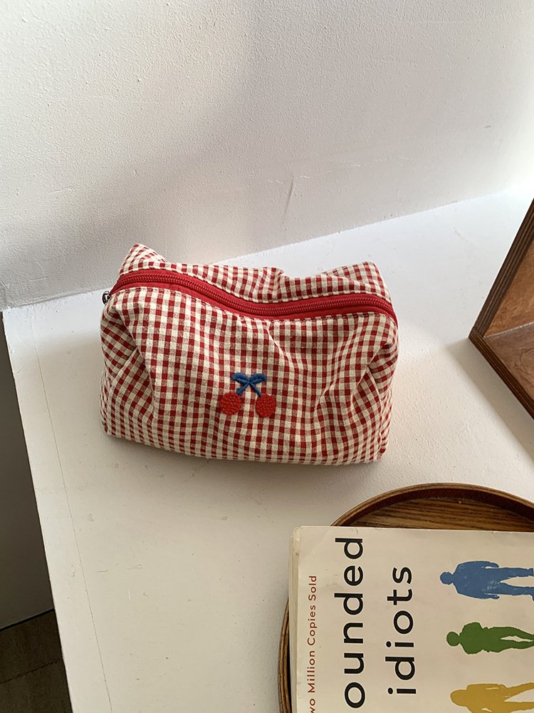 cross border source: cherry portable outing makeup bag, red plaid storage bag, card bag, large capacity makeup coin purse cross border source: cherry portable outing makeup bag, red plaid storage bag, card bag, large capacity makeup coin purse