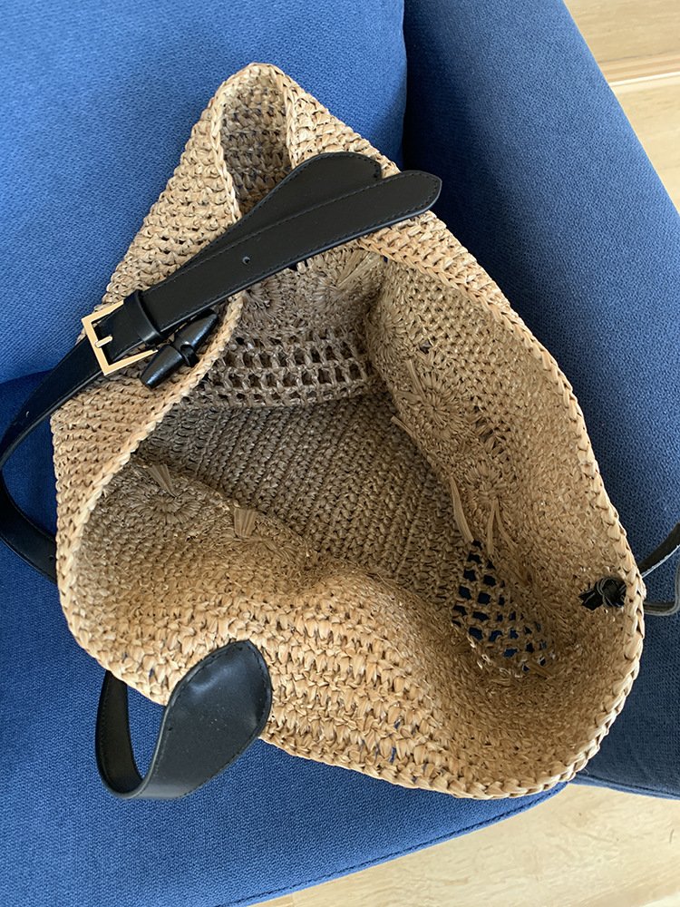 cross border sourcing pp grass large capacity beach bags, hollow handmade woven bags, niche underarm straw woven shoulder crossbody bags cross border sourcing pp grass large capacity beach bags, hollow handmade woven bags, niche underarm straw woven shoulder crossbody bags