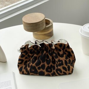 portable premium cosmetic bag korean leopard print cosmetic bag storage bag dinner bag women's clutch