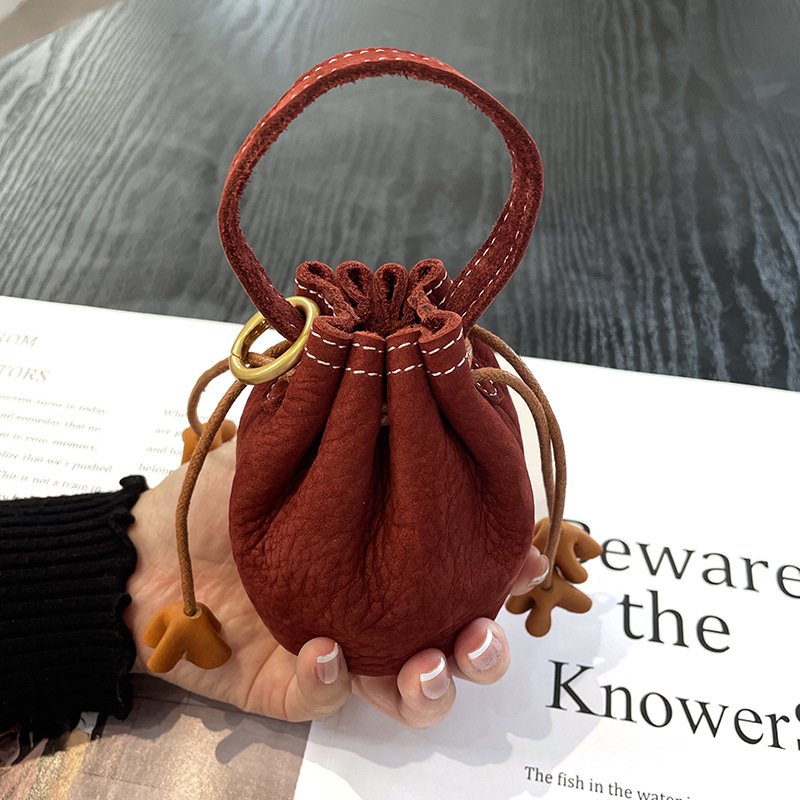 top layer cowhide storage bag, full cowhide headphone accessories, drawstring drawstring storage bag, leather texture lucky bag, coin purse top layer cowhide storage bag, full cowhide headphone accessories, drawstring drawstring storage bag, leather texture lucky bag, coin purse