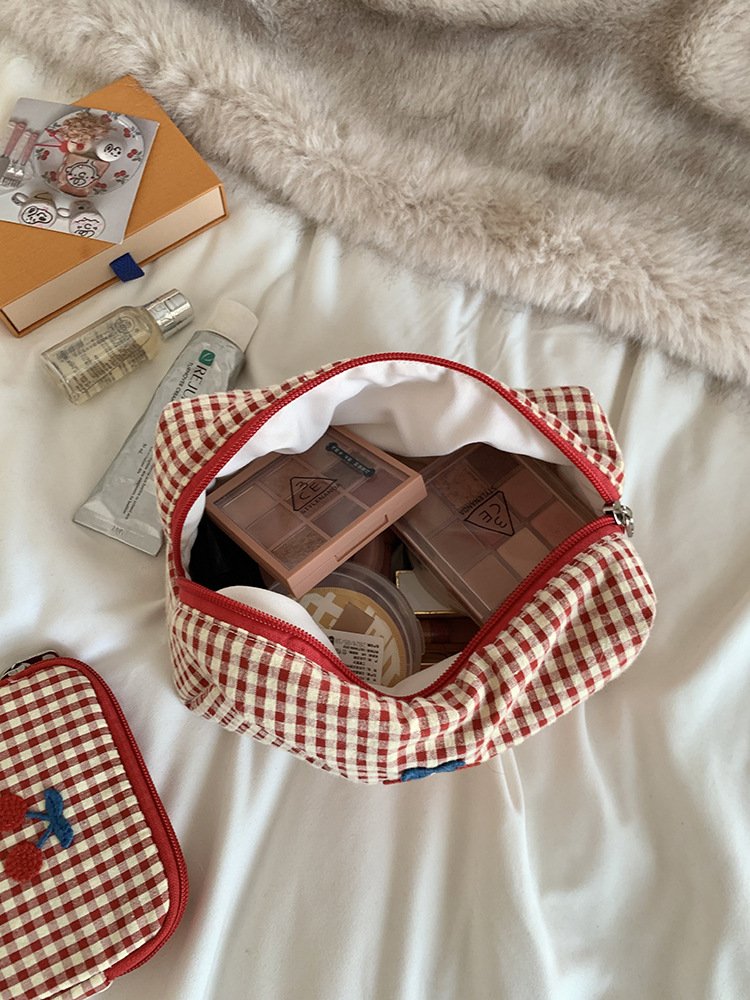 cross border source: cherry portable outing makeup bag, red plaid storage bag, card bag, large capacity makeup coin purse cross border source: cherry portable outing makeup bag, red plaid storage bag, card bag, large capacity makeup coin purse
