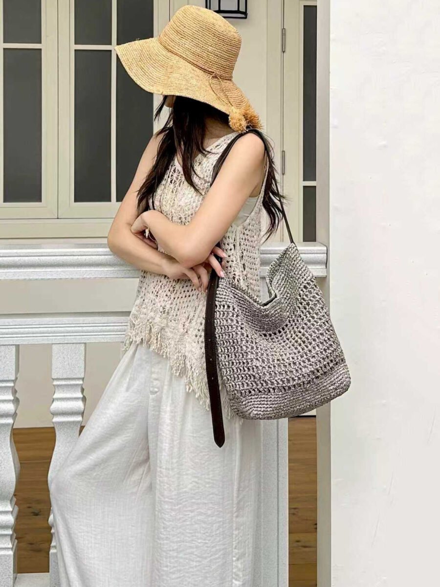 lafite woven bucket bag, cowhide single shoulder bag, women's large capacity seaside vacation style beach bag, straw woven crossbody bag lafite woven bucket bag, cowhide single shoulder bag, women's large capacity seaside vacation style beach bag, straw woven crossbody bag