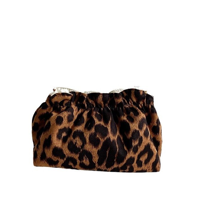 portable premium cosmetic bag korean leopard print cosmetic bag storage bag dinner bag women's clutch portable premium cosmetic bag korean leopard print cosmetic bag storage bag dinner bag women's clutch
