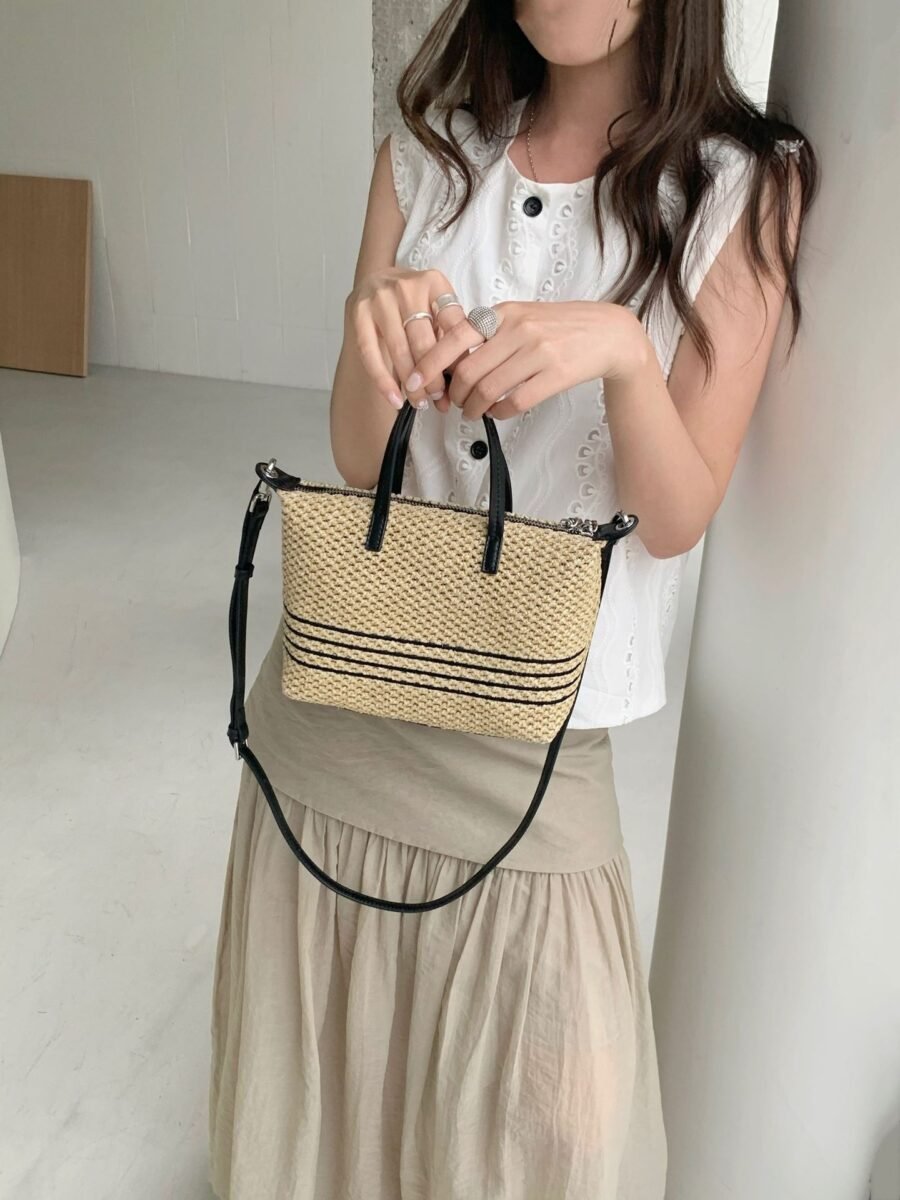 vacation style grass woven hand carried small tote bag for women, 2026 new seaside beach woven bag, cowhide crossbody dumpling bag vacation style grass woven hand carried small tote bag for women, 2026 new seaside beach woven bag, cowhide crossbody dumpling bag